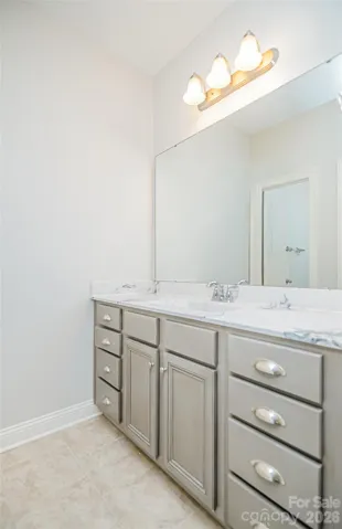 Bedroom 3 Vanity