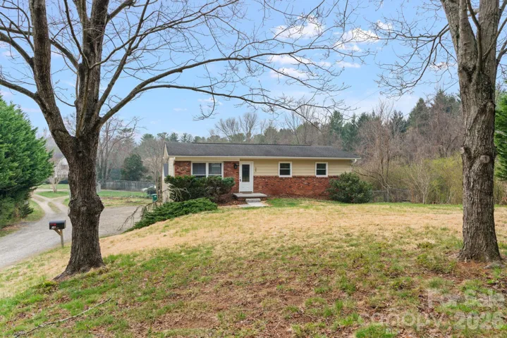 Welcome to 26 Cedar Hill Road!