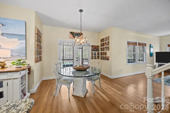 Breakfast Room