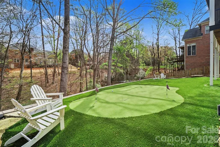 Enoy the state-of-the-art artificial turf and a custom 3 hole putting green