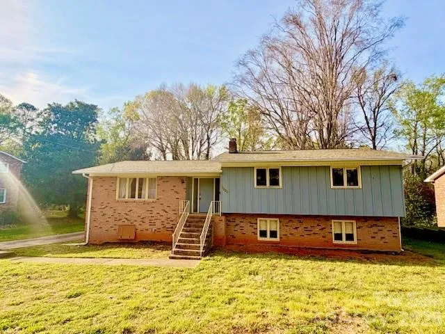 Front of House2