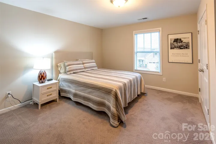 Upstairs Bedroom 2