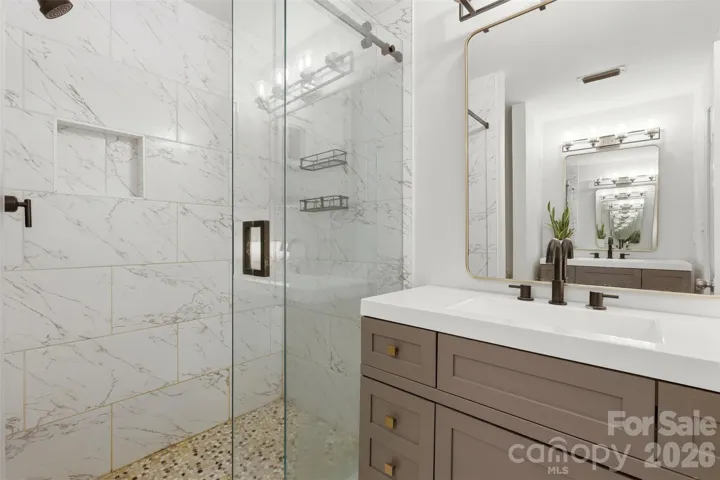 Primary- Double Vanity Bathroom