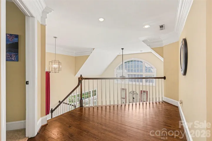 Versatile loft or flex landing area