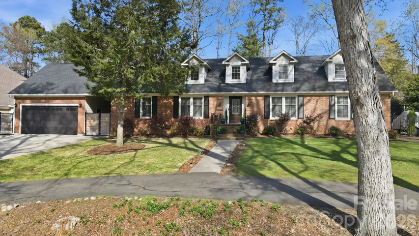 Lake Providence Estates