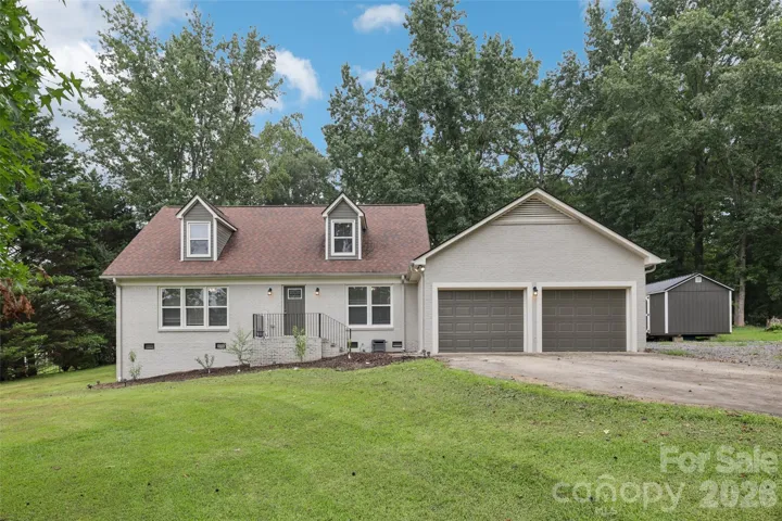 Welcome to 798 Pine Haven Circle