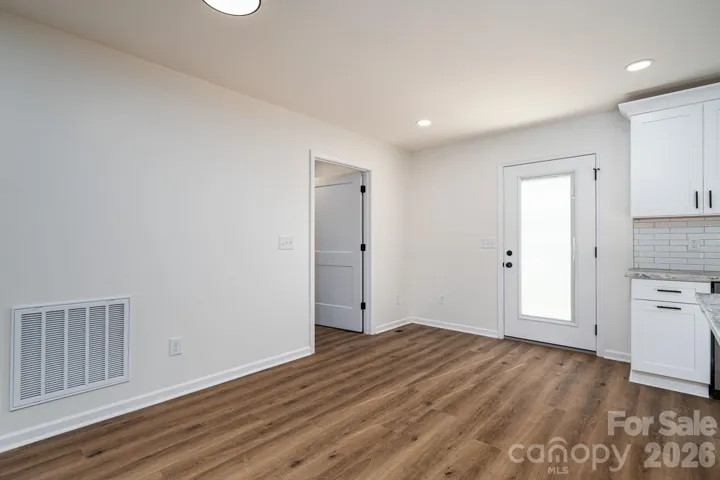Access to back deck 