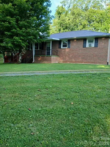 Welcome home to 44 Tuttle Road.