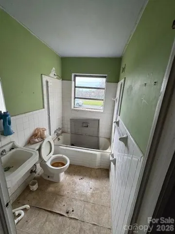 1170