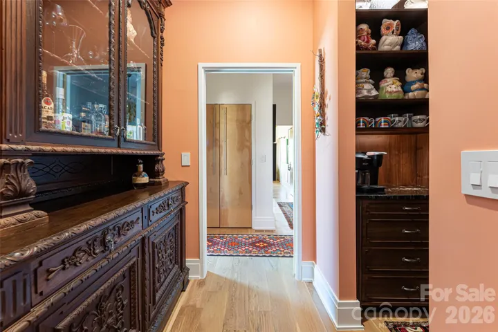 Butlers Pantry 
