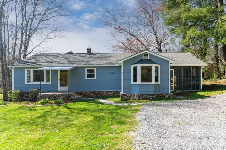 Welcome to 215 Browning Ave, Hendersonville.