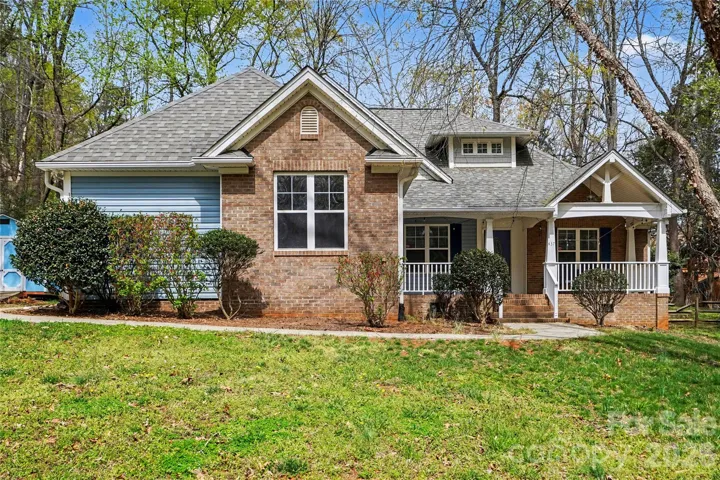 Welcome home!  This Craftsman inspired beauty sits on a large lot in a quiet cul-de-sac in desirable Harrisburg.