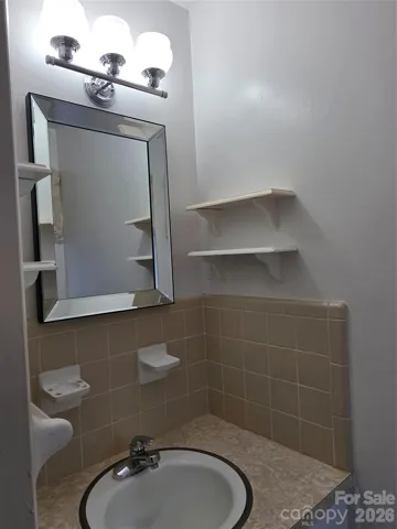 1170