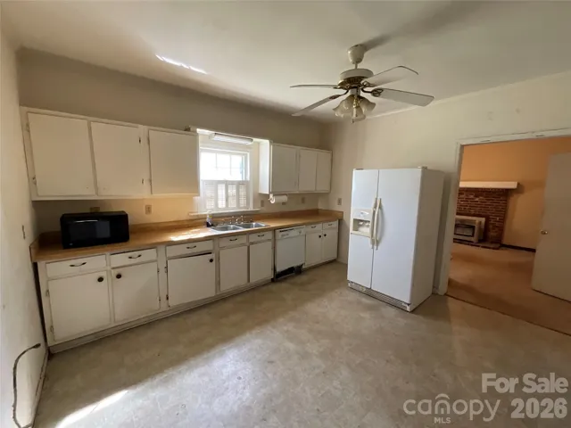 1170