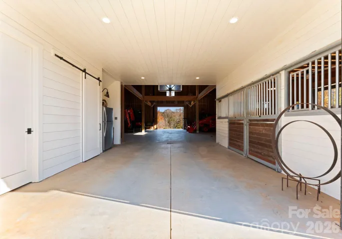 Barn