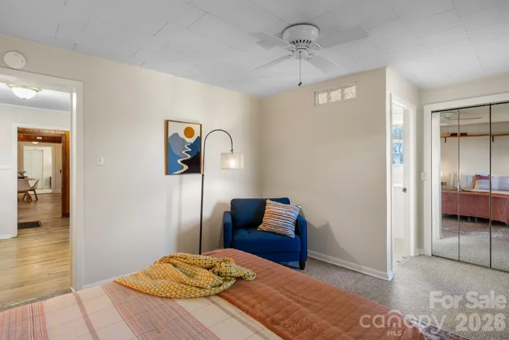 Primary bedroom has ensuite bathroom