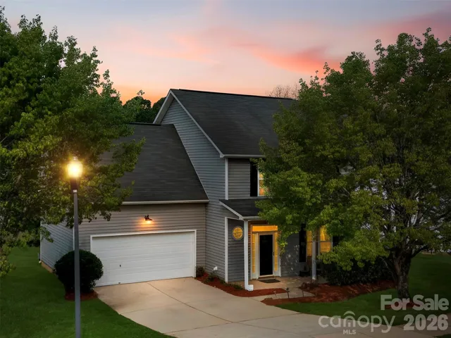 Welcome to 624 Cliffs Inn Circle!