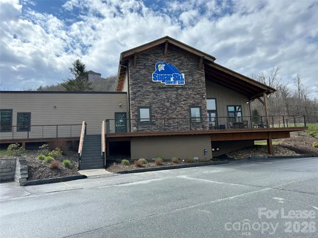 club house