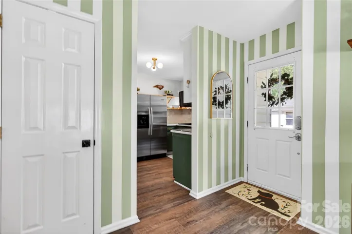 Keeping room with Pantry