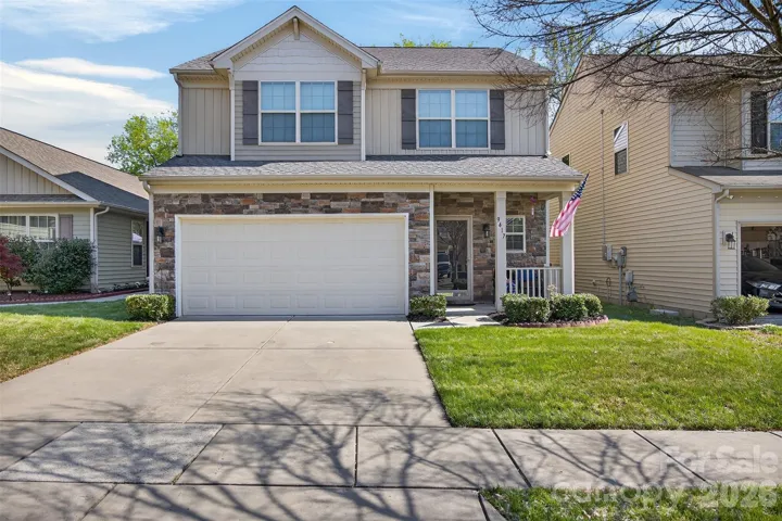 Welcome home to 9417 Tavistock Ct, Matthews,NC