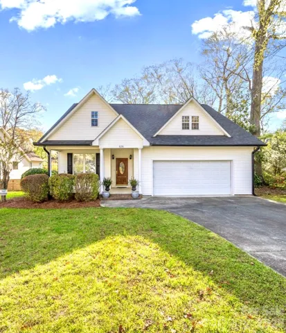 Welcome to 626 N 8th Street!