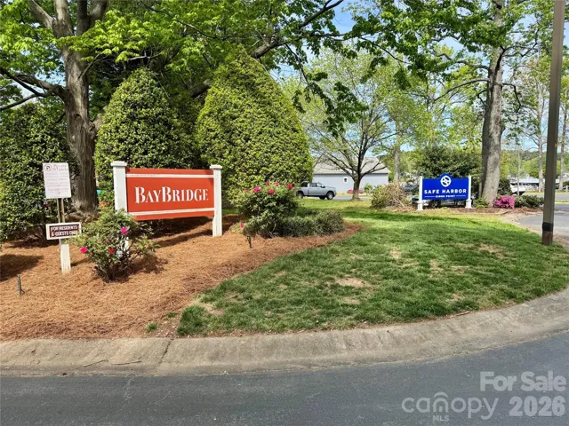 Entrance into Baybridge.