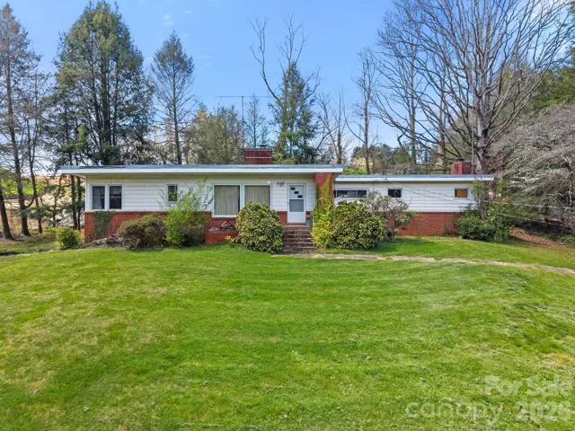 Welcome to 7 Acton Woods Road.
