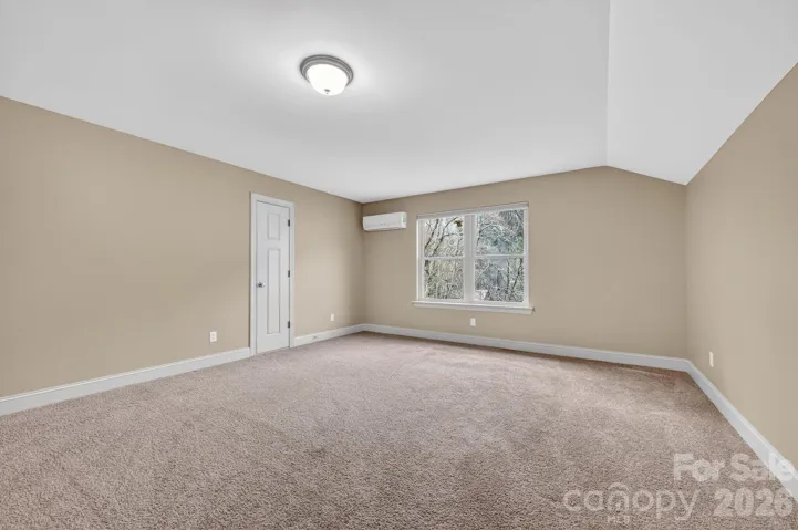 Upper level bedroom/loft