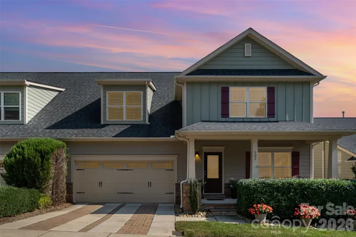 Pristine two-story townhome with heated/unfinished basement