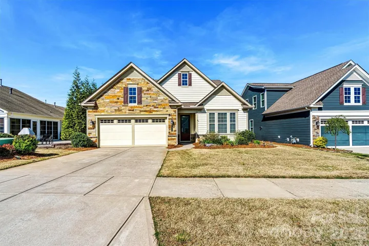 WELCOME HOME to this stunning Laurel floor plan