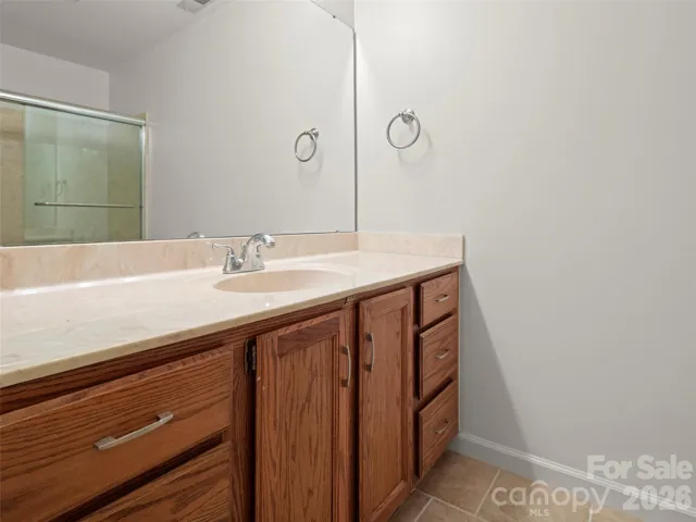 Full bath on main level