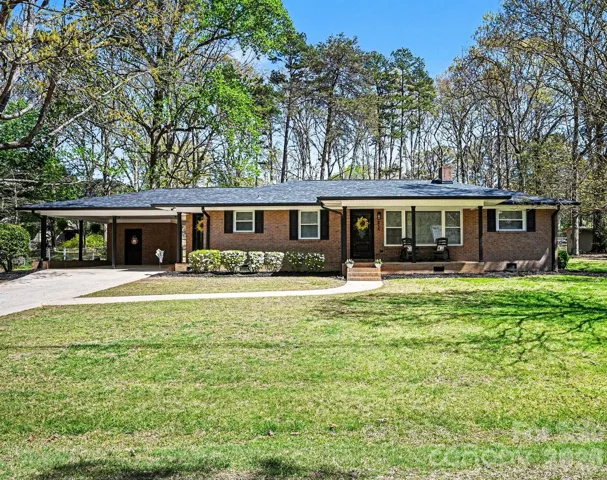 235 Cantiberry Dr, Salisbury, NC - Ranch on .46 acre lot in Brown Acres subdivision. 1576 sq. ft, 3 BR, 2 BA, renovated between 2023 and 2024 with roof, HVAC, windows, flooring, fixtures and fresh paint. The front doors and sliding rear door were replaced as well. Home is beautiful!