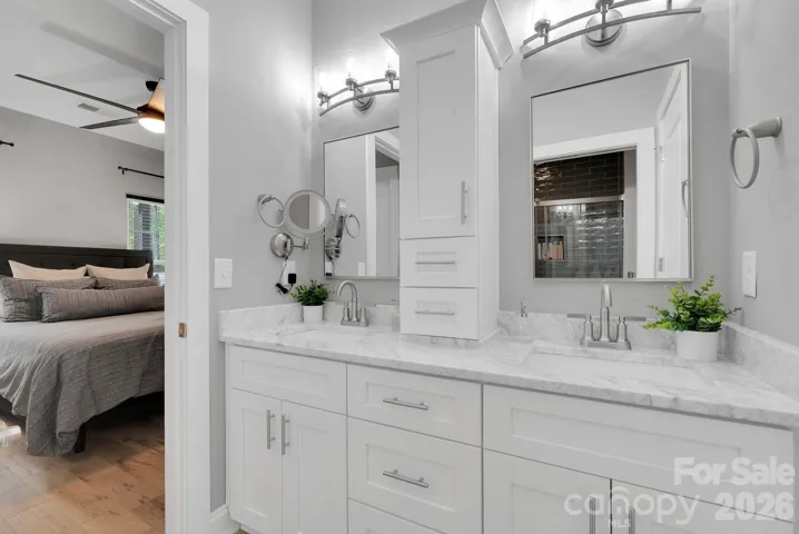 Jack & Jill Bathroom