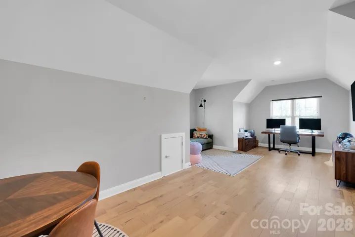 Bonus Room