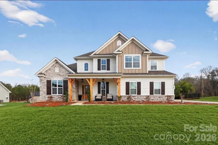 Presenting 13107 Gambelii Way