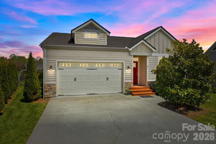 Easy Access Location!