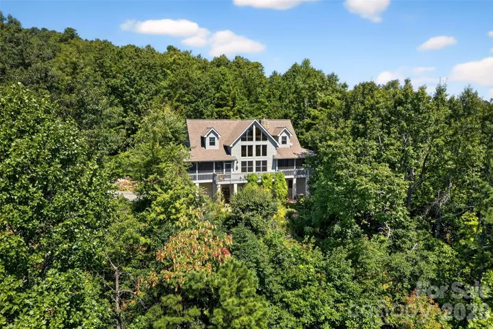 Welcome to 62 Skyline Dr, Old Fort NC.