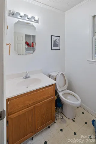 1170