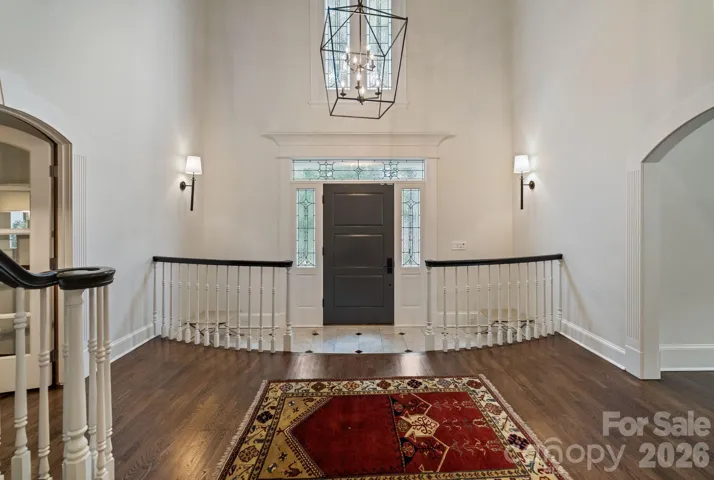 Foyer. 