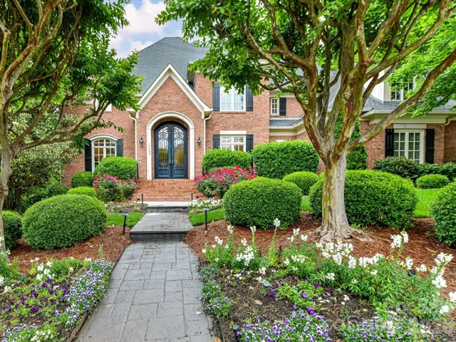 Welcome to 14483 Nolen Lane!