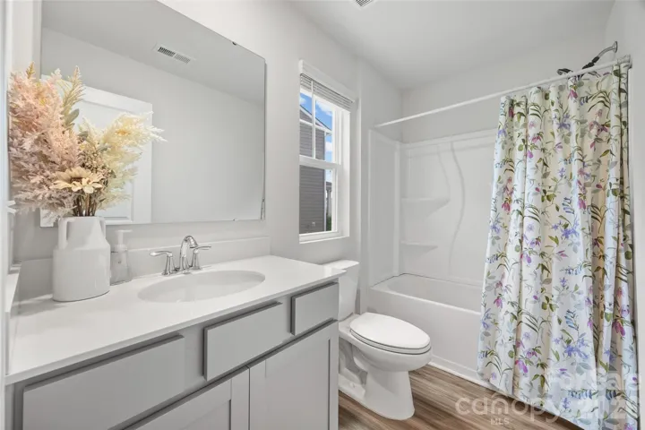 Downstairs full bath