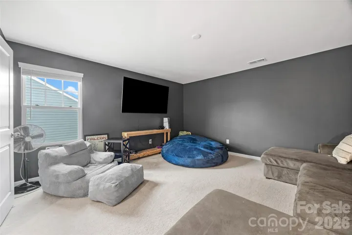 Oversized upstairs bonus room