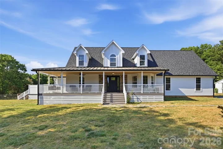 Welcome home to 7332 Bailywick!