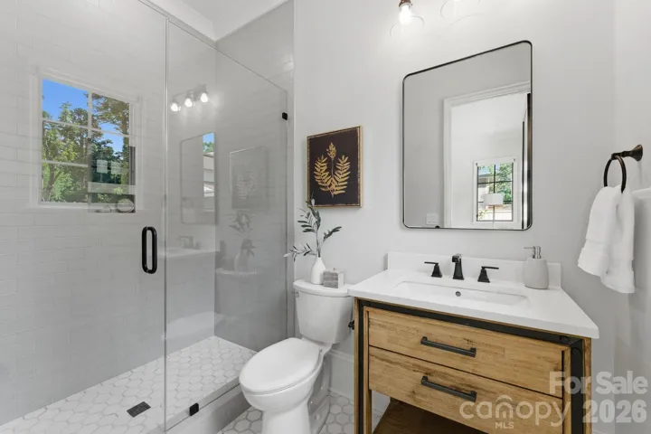 Full Bathroom Main Level