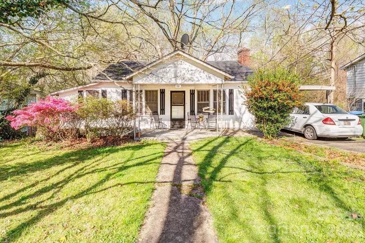 Welcome to 119 Fairfax!