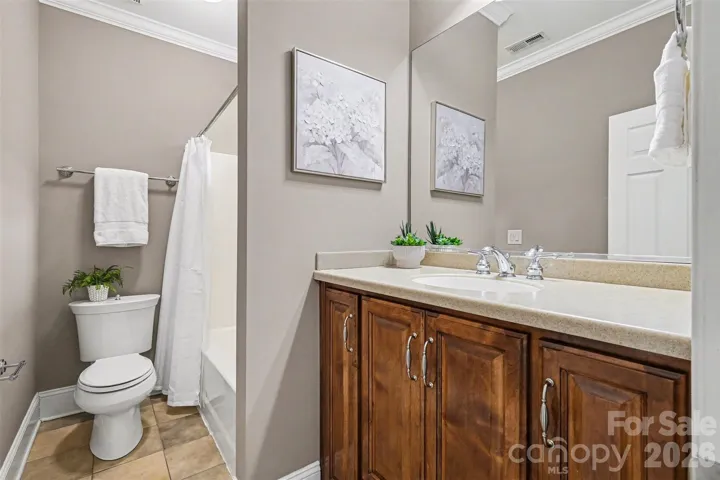 Private full bathroom for bedroom three