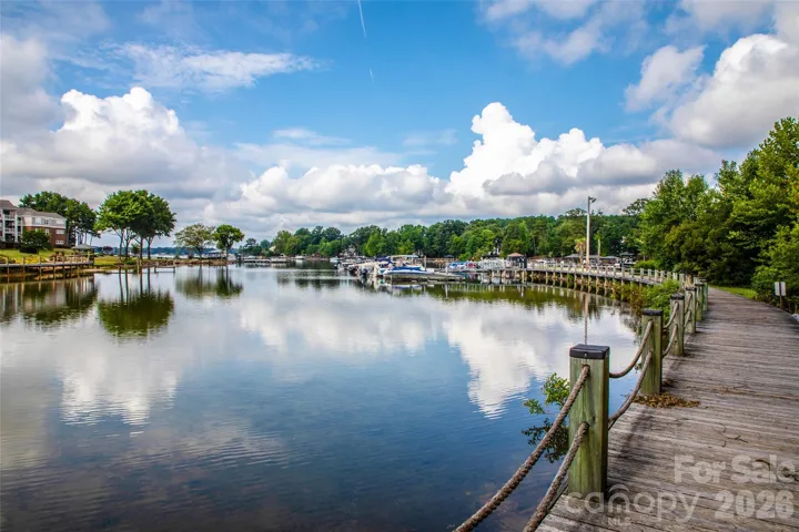Take a stroll down the boardwalk to Lakehouse Bar and Grill restaurant