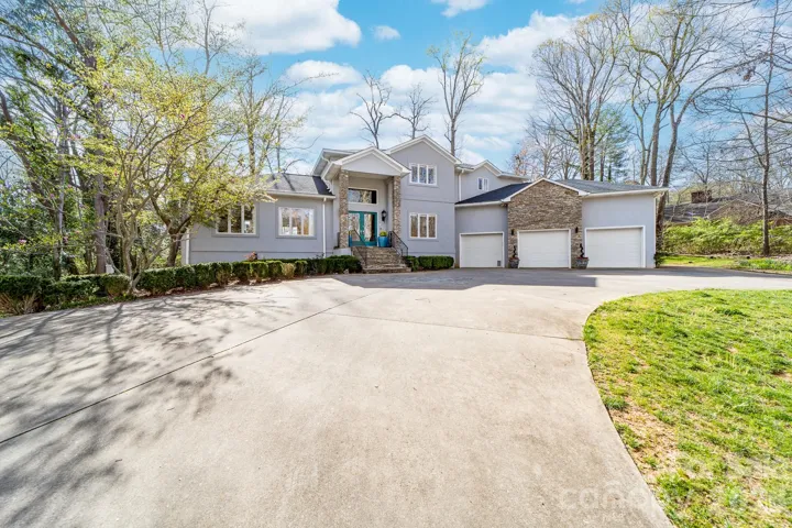 Welcome Home to 206 Vauxhall Drive Shelby NC