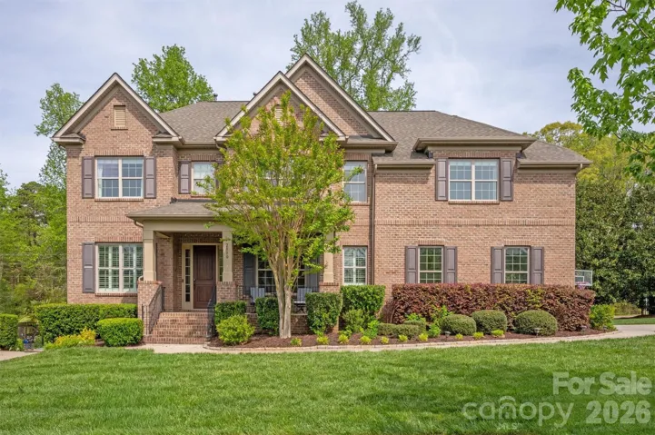 Stately brick home in the estate section of Cureton