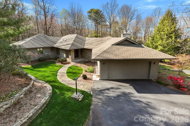 Welcome to 100 Elmridge Drive!